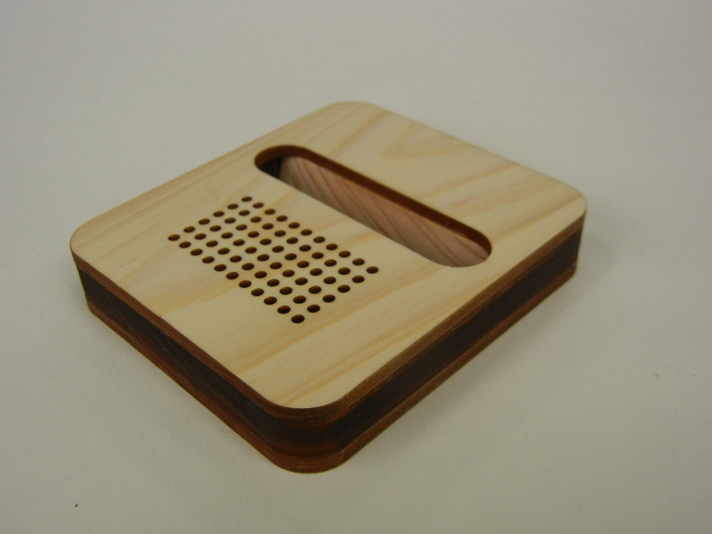 木製iPhone スタンド　パルス2
